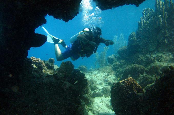 Centro De Mergulho Banda Dive Shop